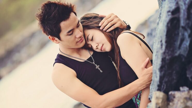 How to Turn a Dating Site Into a Recognizable Brand Online